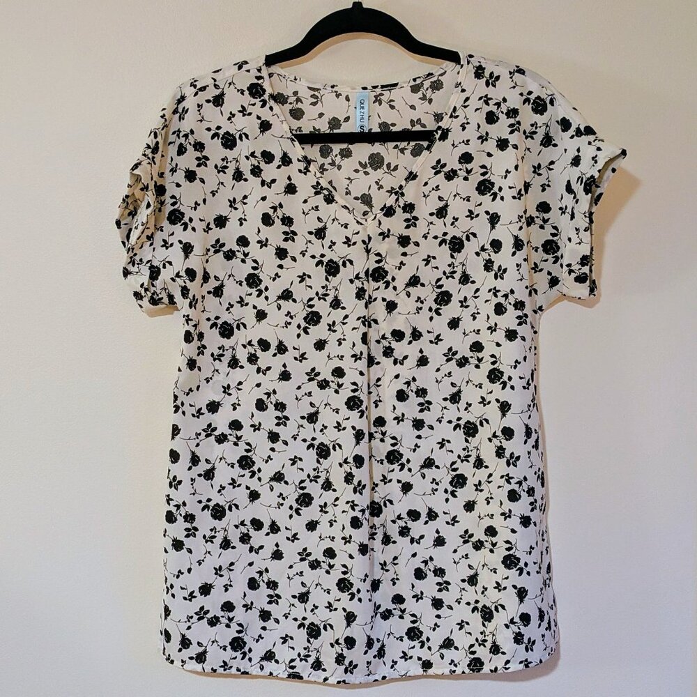 Short Sleeve Floral Blouse